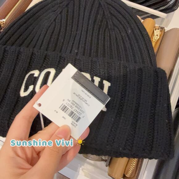 NWT Coach 1941 Embroidered Knit Beanie Wool CU806 Black Unisex One Size - Picture 3 of 8